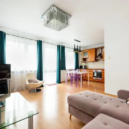 Ken 54 2-bedroom * Warsaw