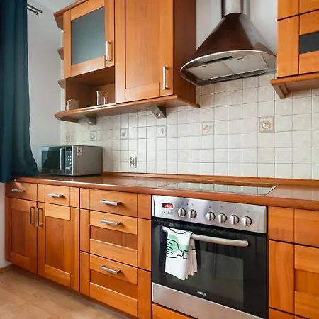 Apartman Ken 54 2-bedroom By Bookinghost